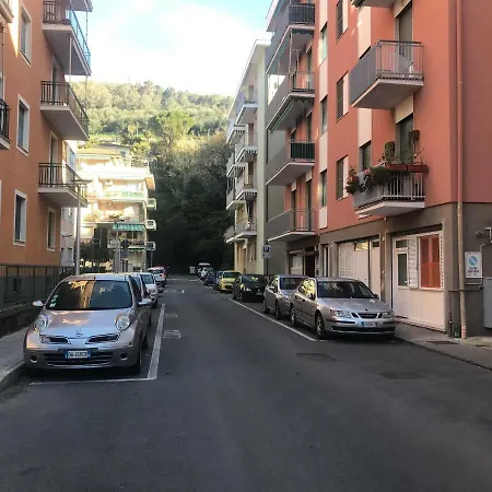 Casa Di Giulia, A Due Passi Dal Mare Di Cavi Di *