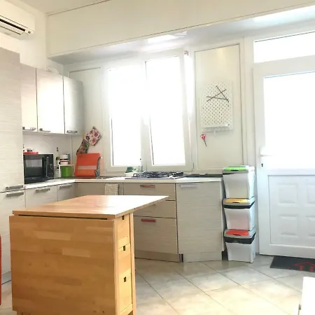Appartamento Casa Di Giulia, A Due Passi Dal Mare Di Cavi Di *