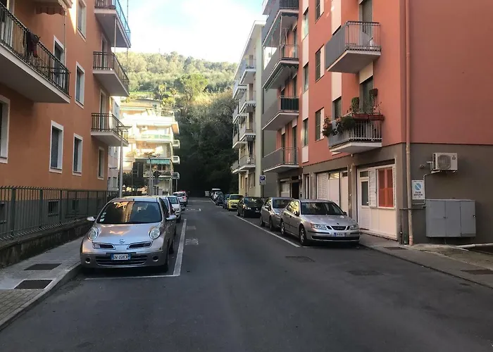 Casa Di Giulia, A Due Passi Dal Mare Di Cavi Di *